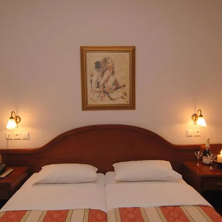 Kalipso Hotel