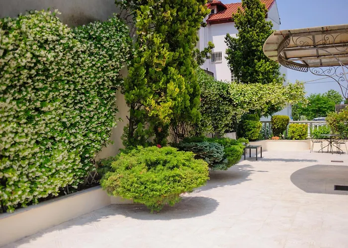 Kalipso Hotel